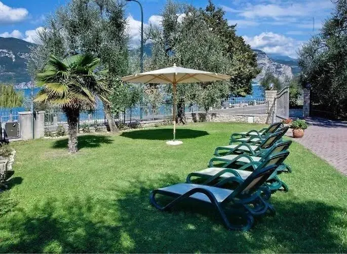 Hotel Villa Josefine Lake Front - Adults Only Brenzone sul Garda Italy