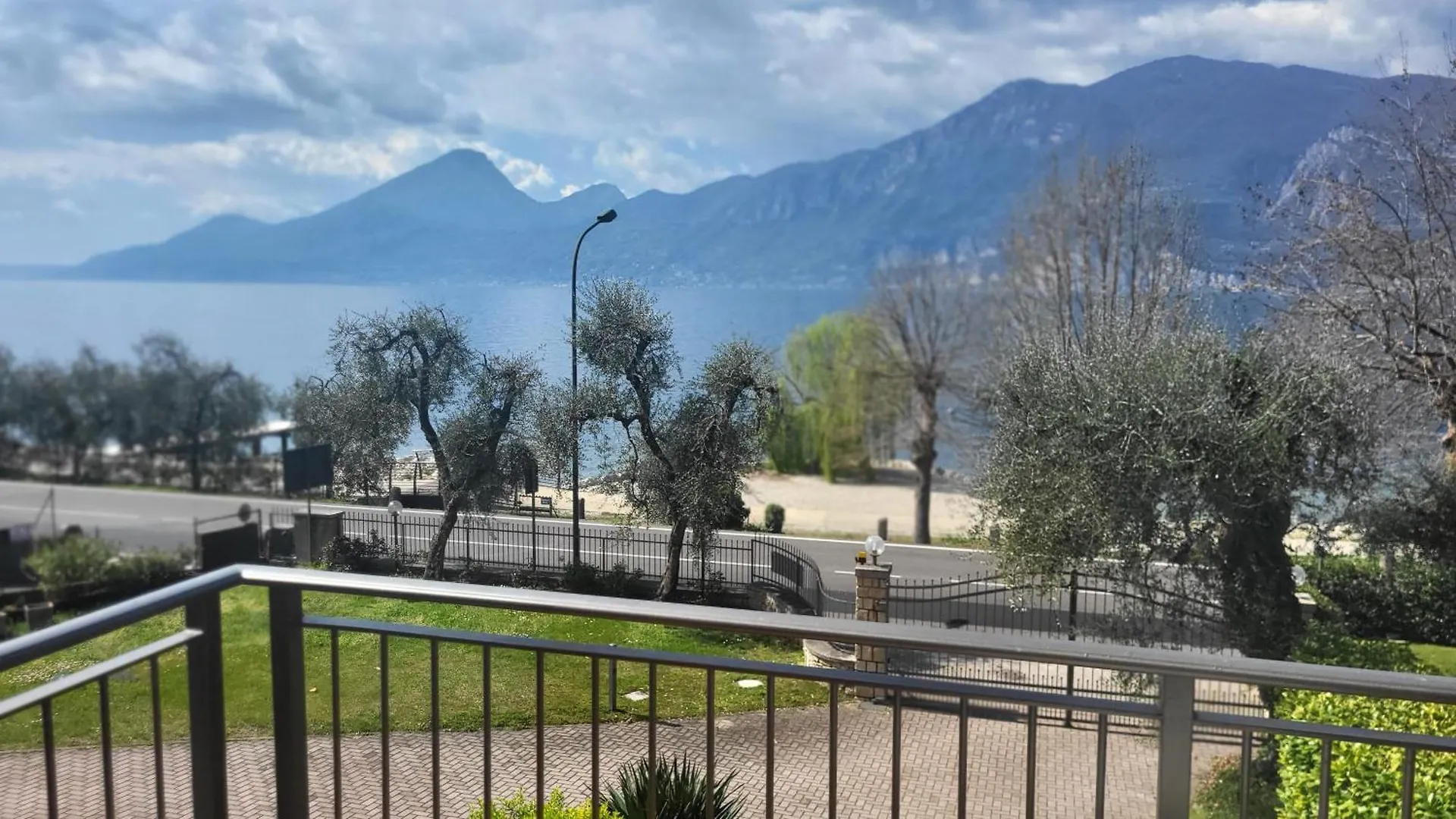 Villa Josefine Lake Front - Adults Only Brenzone sul Garda Hotel